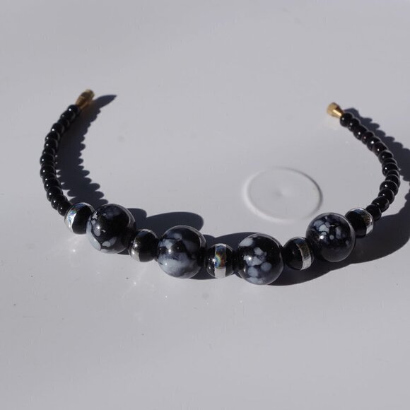 Women`s silver/black tone beaded bracelet. 7 1/2 i - Picture 1 of 2
